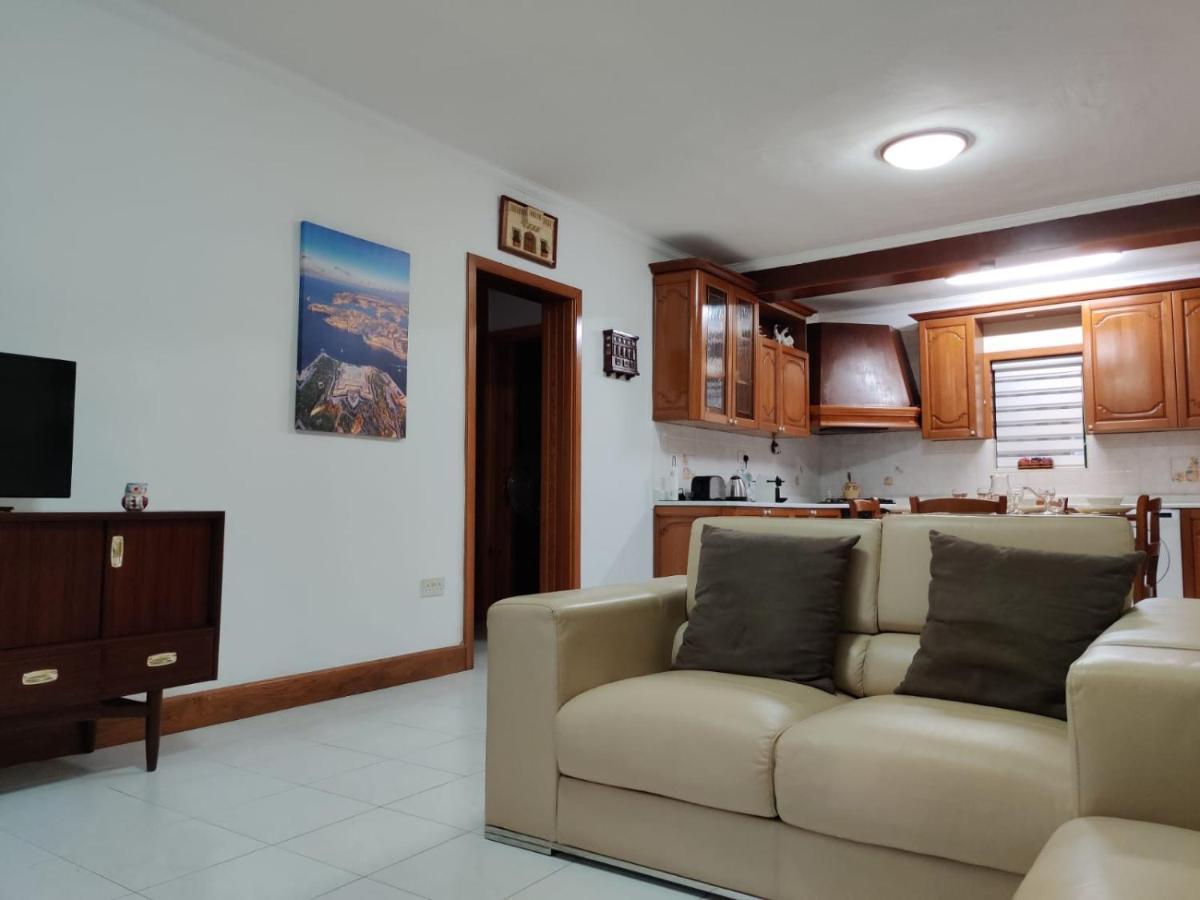 Ferienwohnung In The Heart Of Bugibba St. Paul's Bay Exterior foto